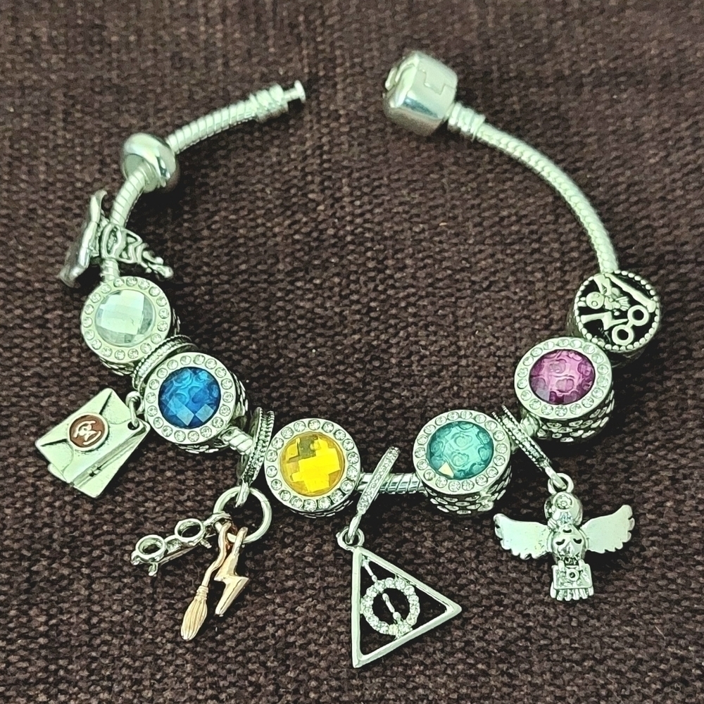 Harry potter Hot Charm Bracelet - Picture 2 of 2